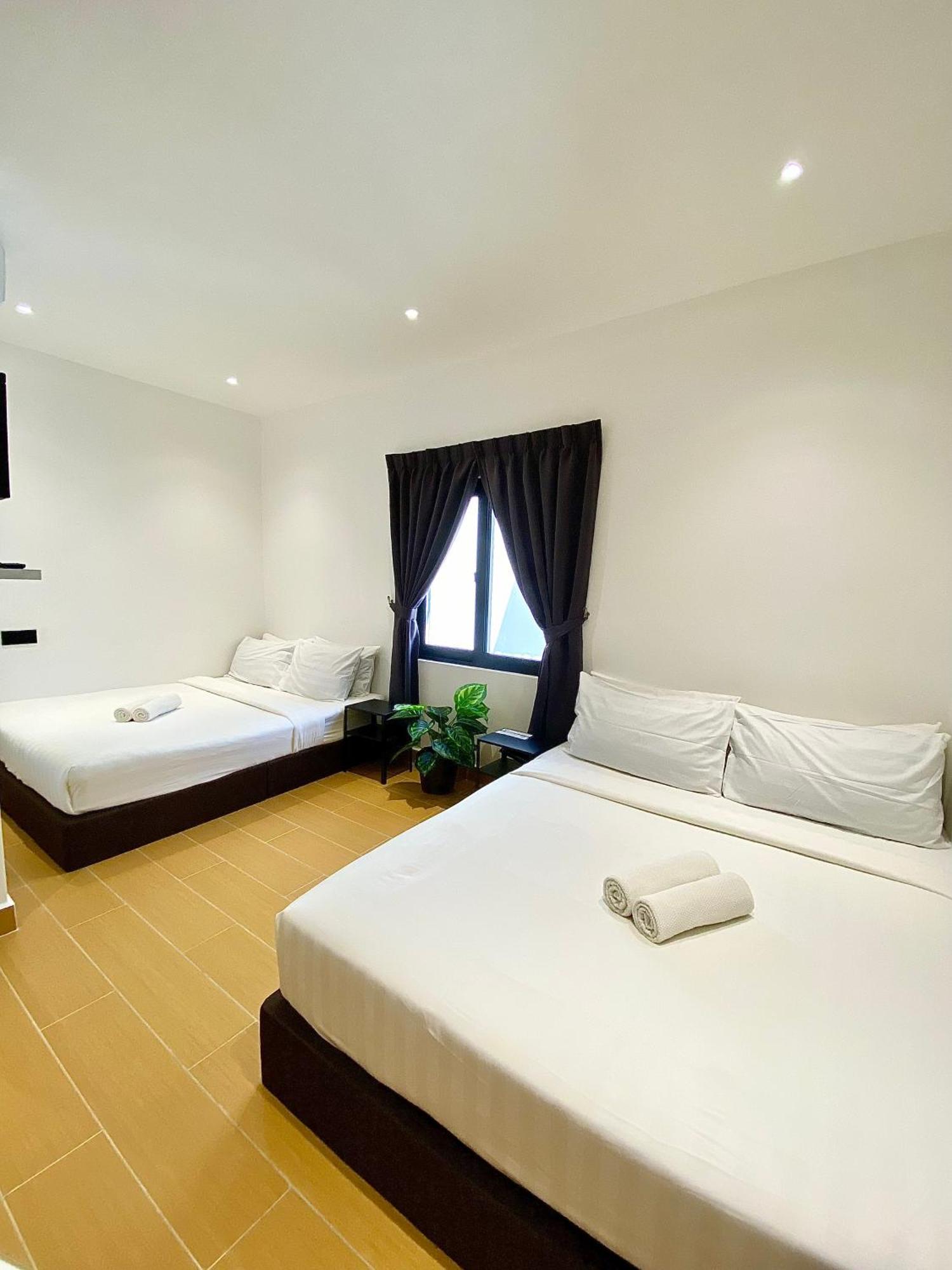 The 6N By Sky Hive Hotel George Town Exterior foto