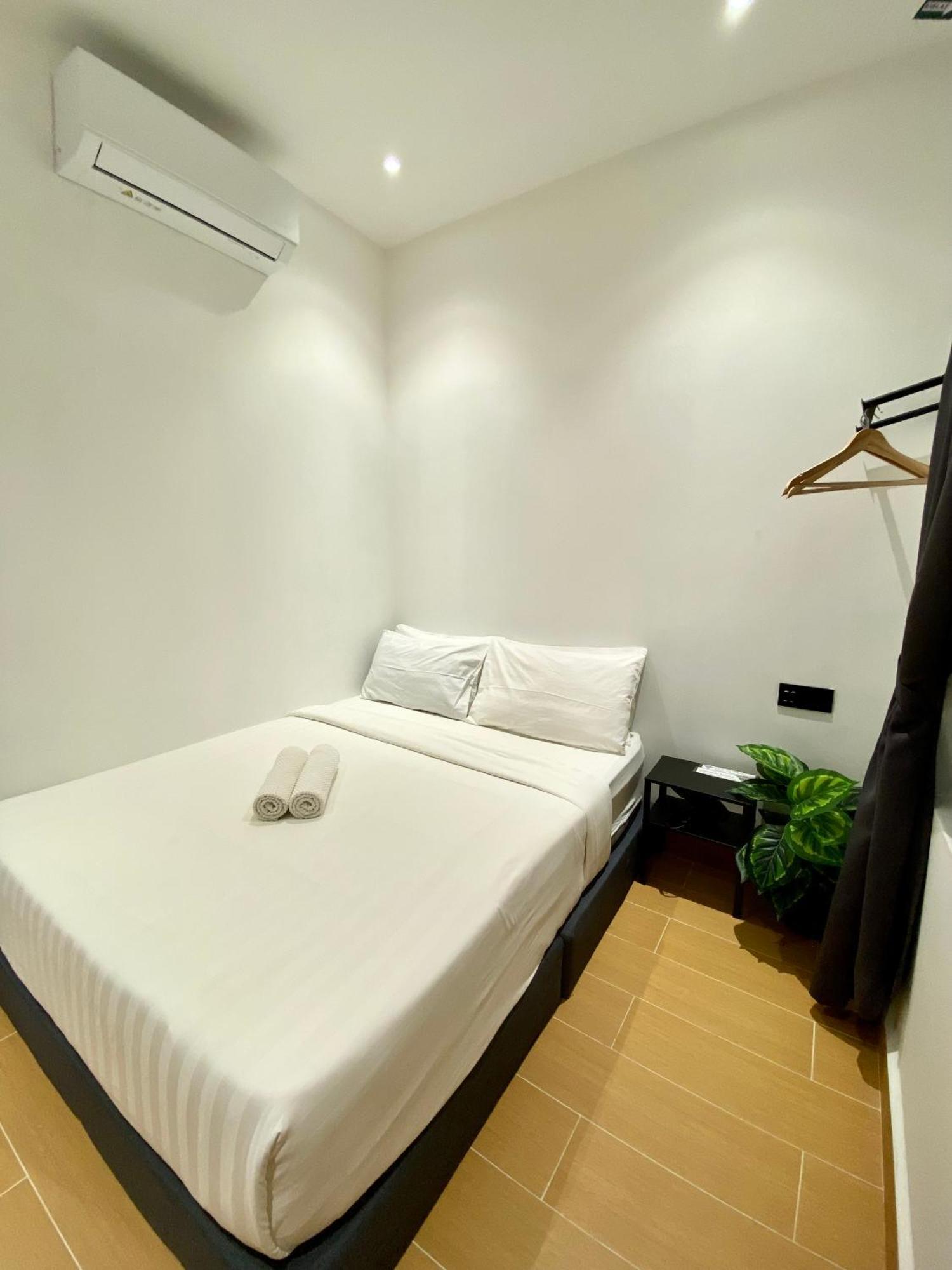 The 6N By Sky Hive Hotel George Town Exterior foto